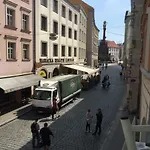 Old Town R11 Daire
