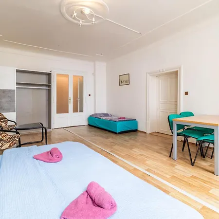 Old Town R11 Apartament